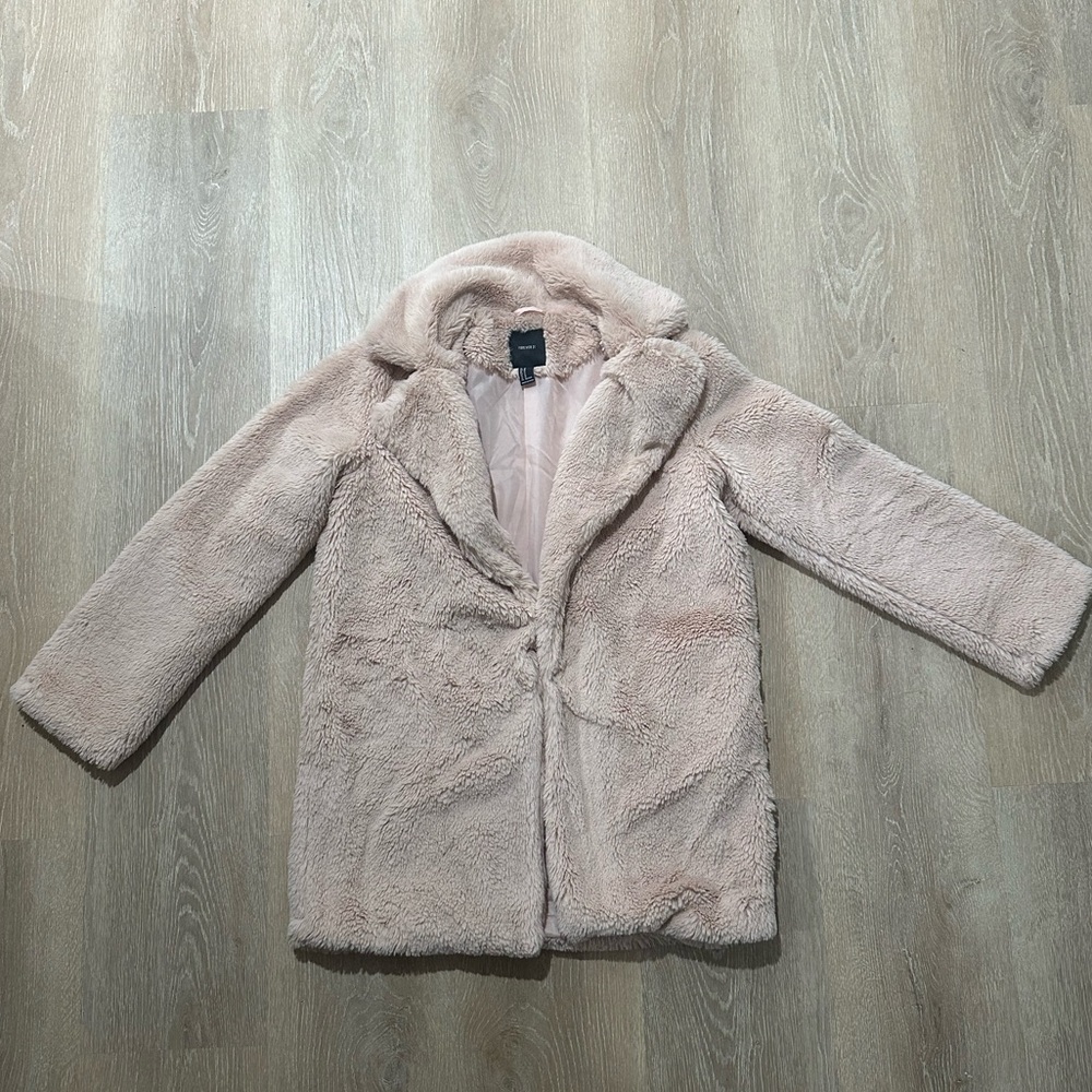 FOREVER 21 fuzzy teddy coat